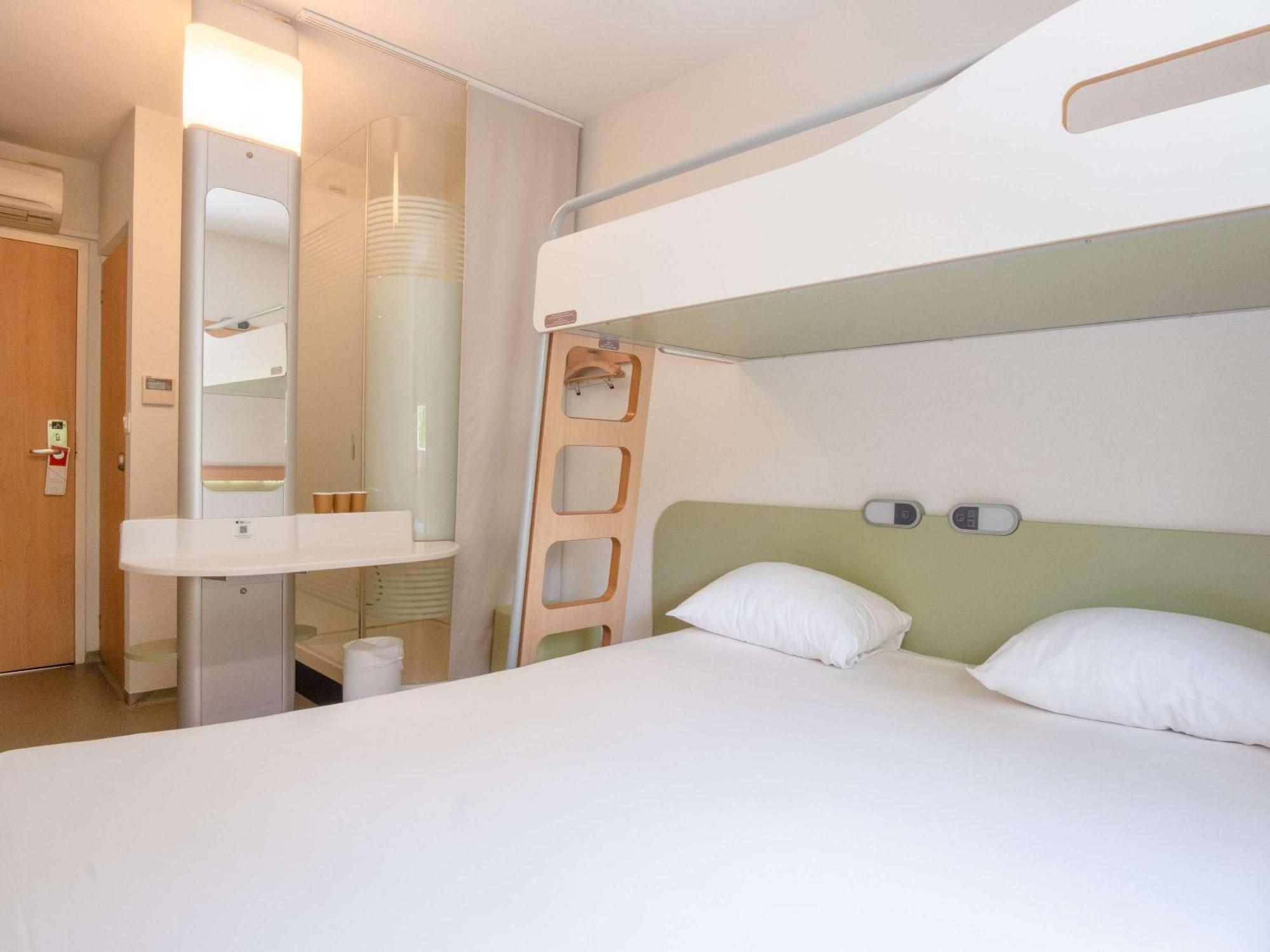 Ibis Budget Montauban Les Chaumes Eksteriør billede