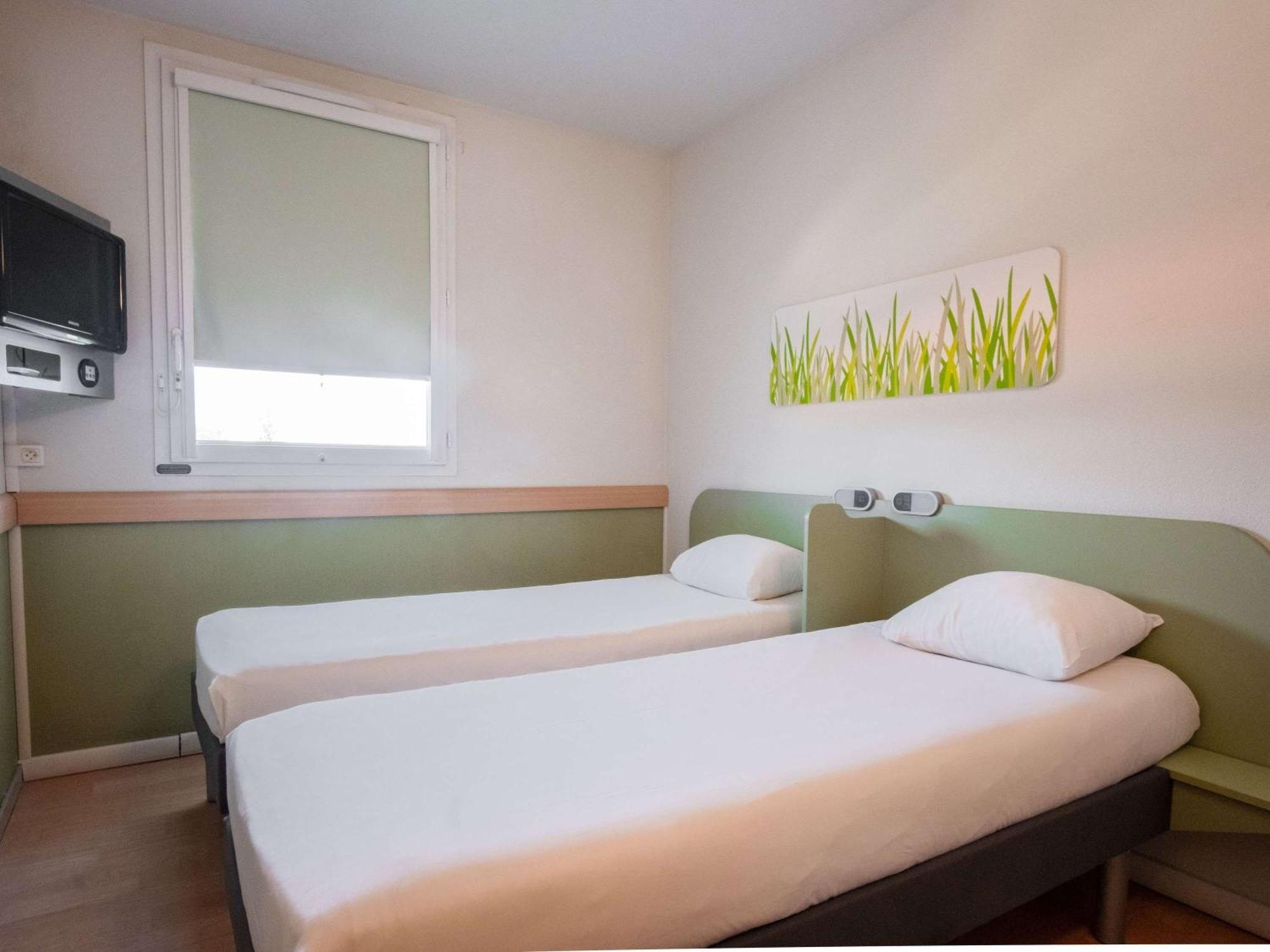 Ibis Budget Montauban Les Chaumes Eksteriør billede