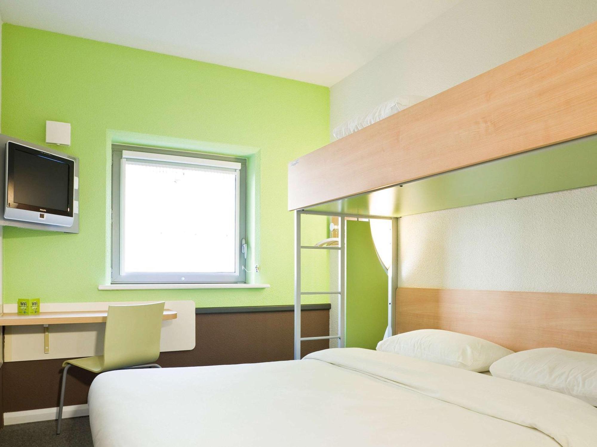 Ibis Budget Montauban Les Chaumes Eksteriør billede