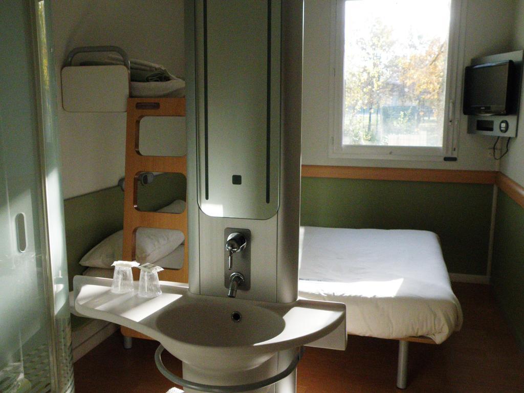 Ibis Budget Montauban Les Chaumes Eksteriør billede