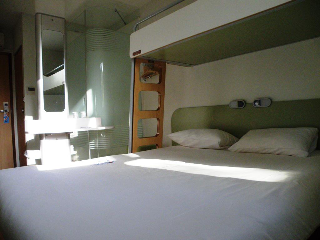 Ibis Budget Montauban Les Chaumes Værelse billede