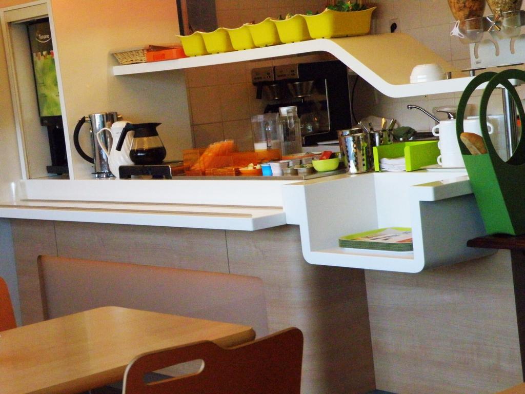 Ibis Budget Montauban Les Chaumes Eksteriør billede